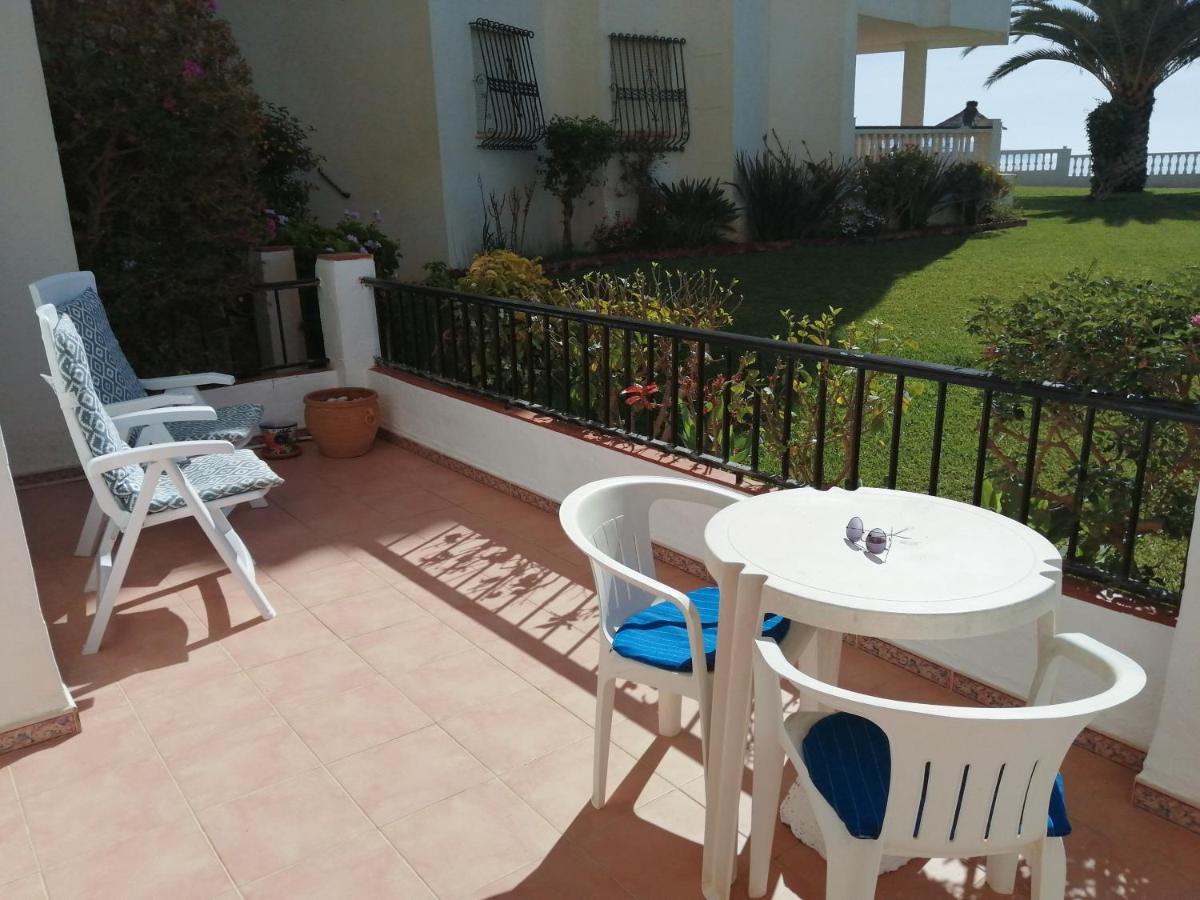 Sea & Pool View Garden Apartment Las Palmeras Nerja Eksteriør bilde