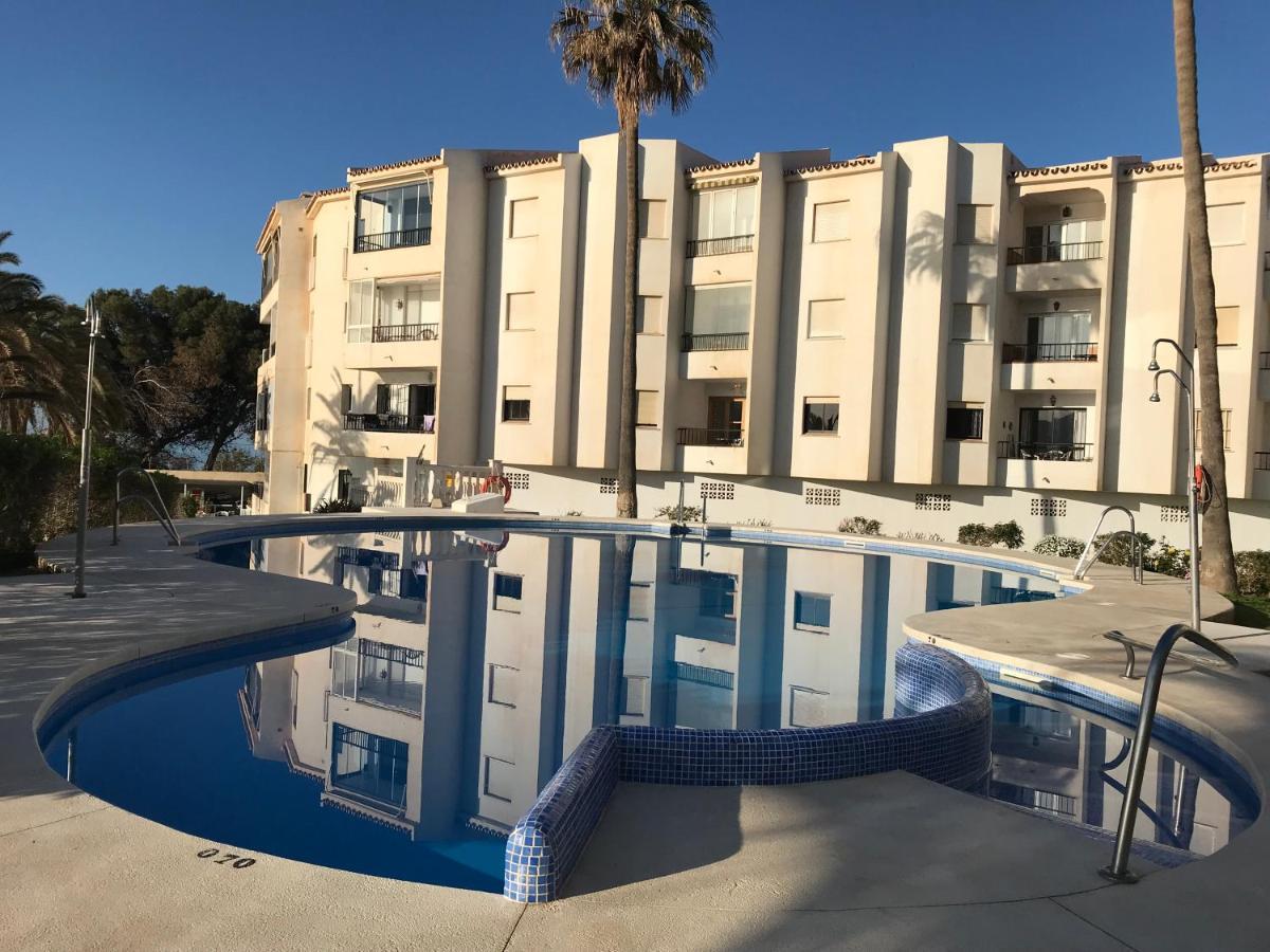 Sea & Pool View Garden Apartment Las Palmeras Nerja Eksteriør bilde