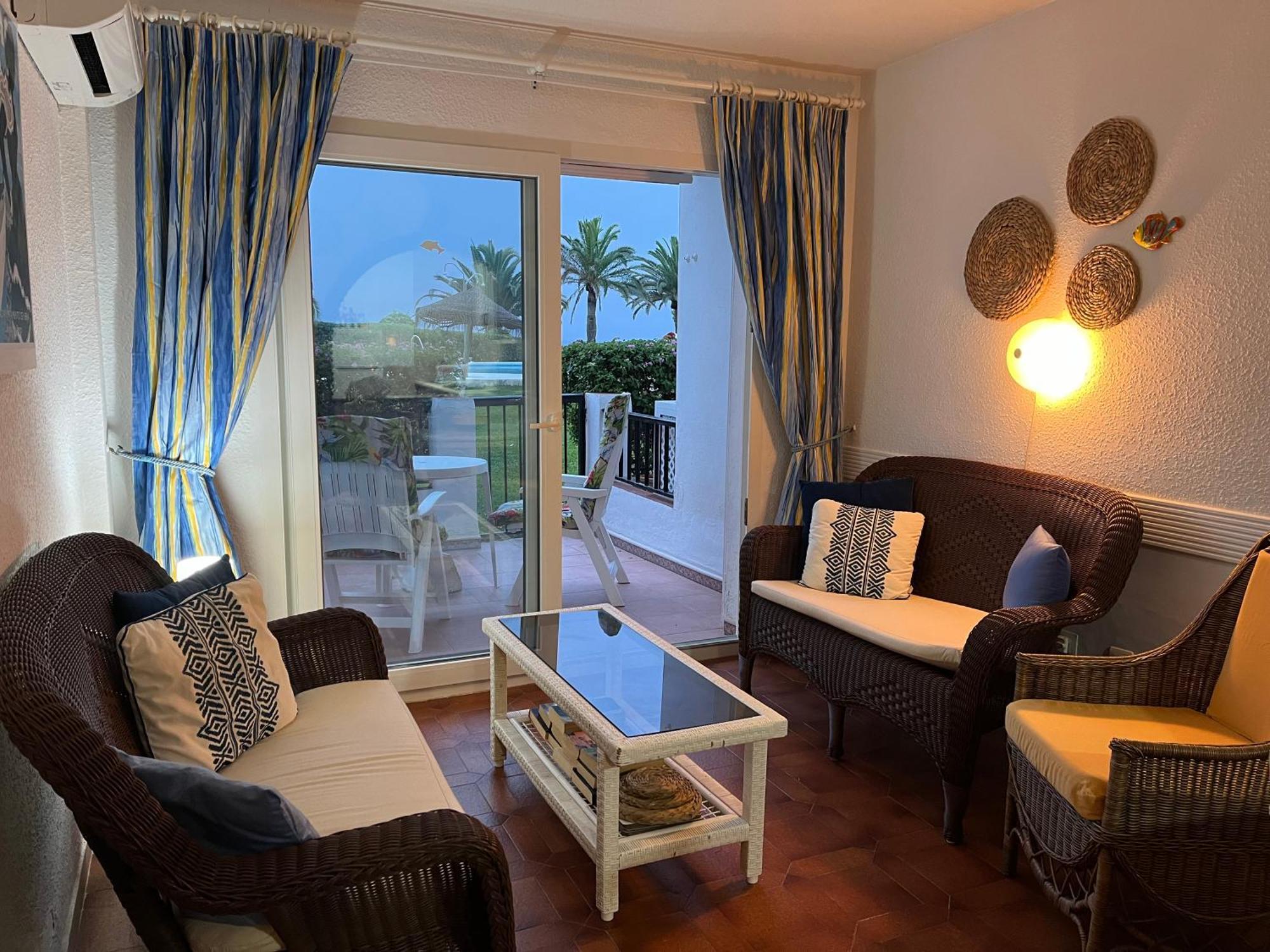 Sea & Pool View Garden Apartment Las Palmeras Nerja Eksteriør bilde